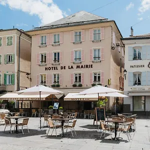 Hotel Logis - De La Mairie, Embrun